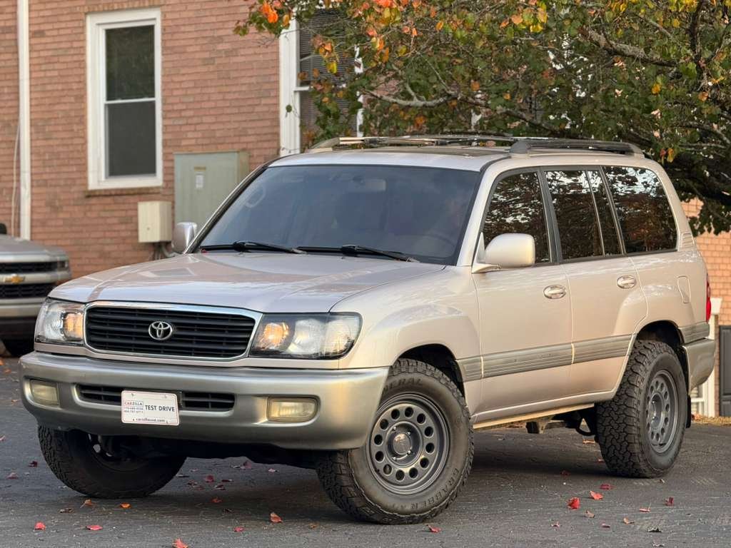 2001 Toyota Land Cruiser Base