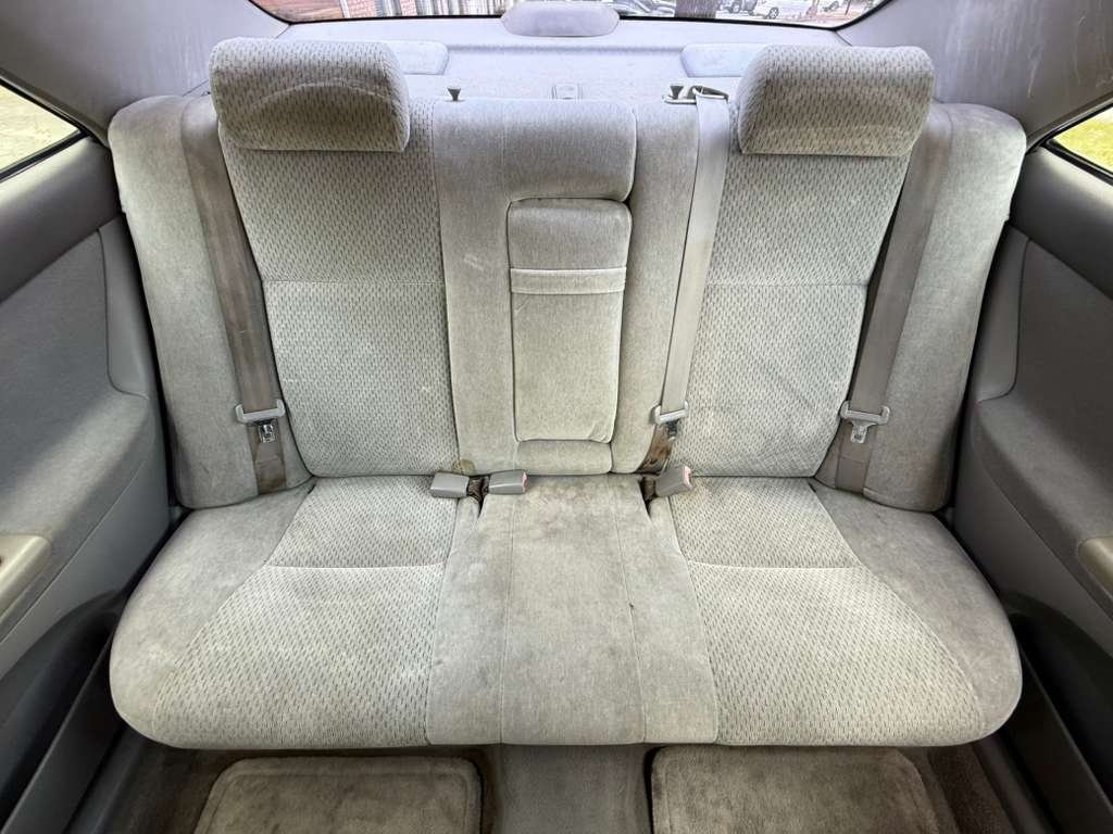 2003 Toyota Camry LE V6 - Photo 18