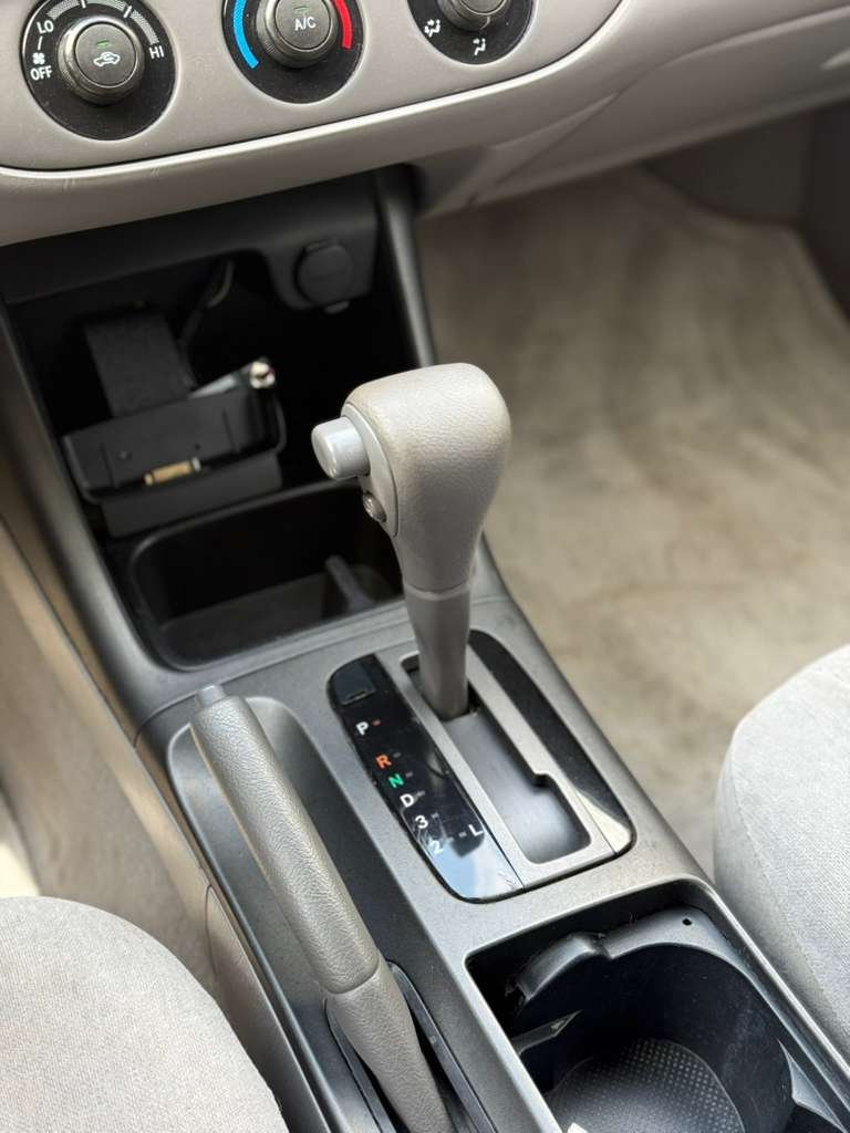 2003 Toyota Camry LE V6 - Photo 32