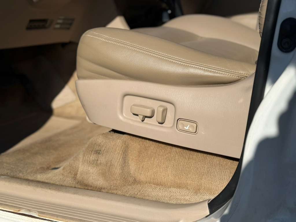 2000 Toyota Land Cruiser Base - Photo 22