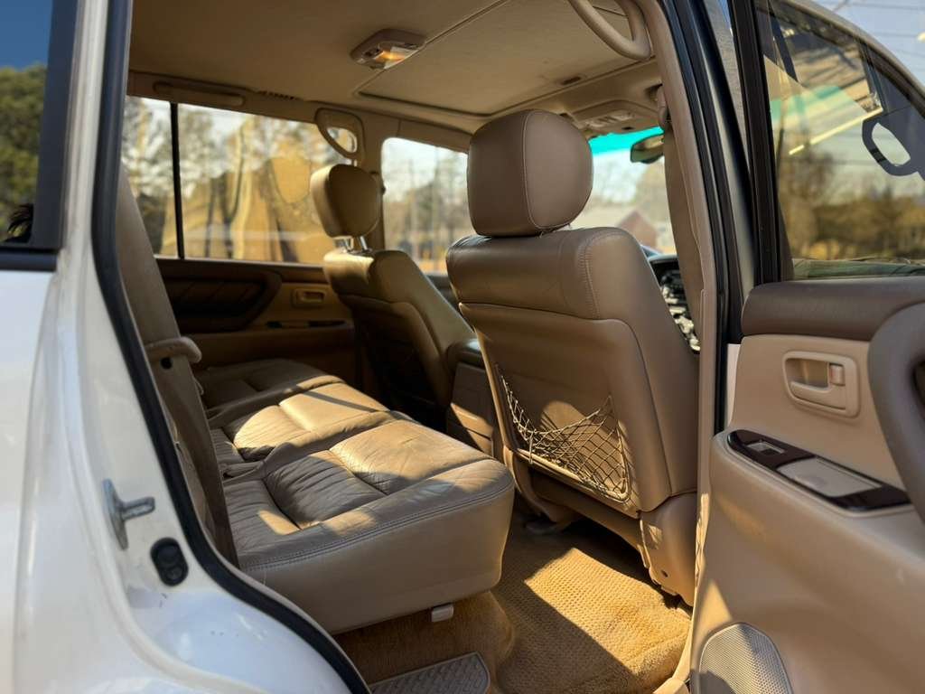 2000 Toyota Land Cruiser Base - Photo 45