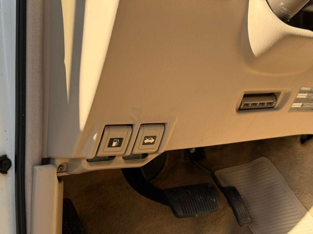 2000 Toyota Land Cruiser Base - Photo 20