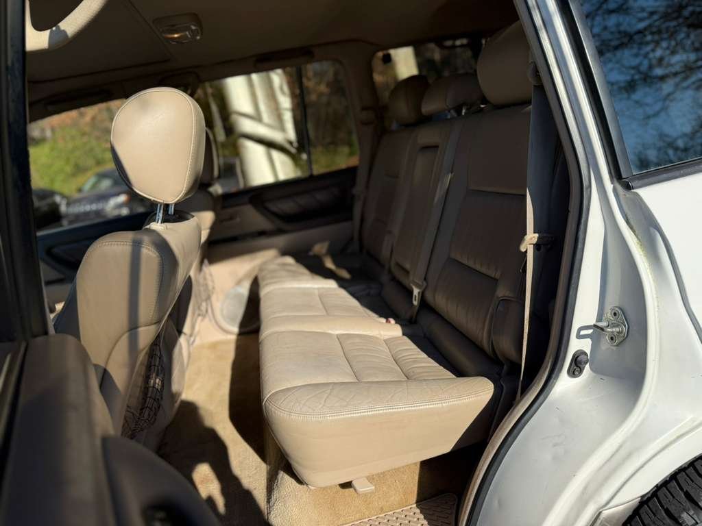2000 Toyota Land Cruiser Base - Photo 28