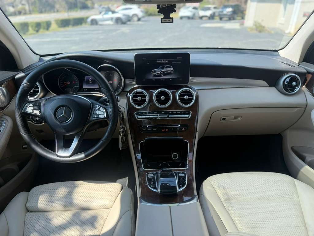 2017 Mercedes-Benz GLC GLC300 - Photo 53