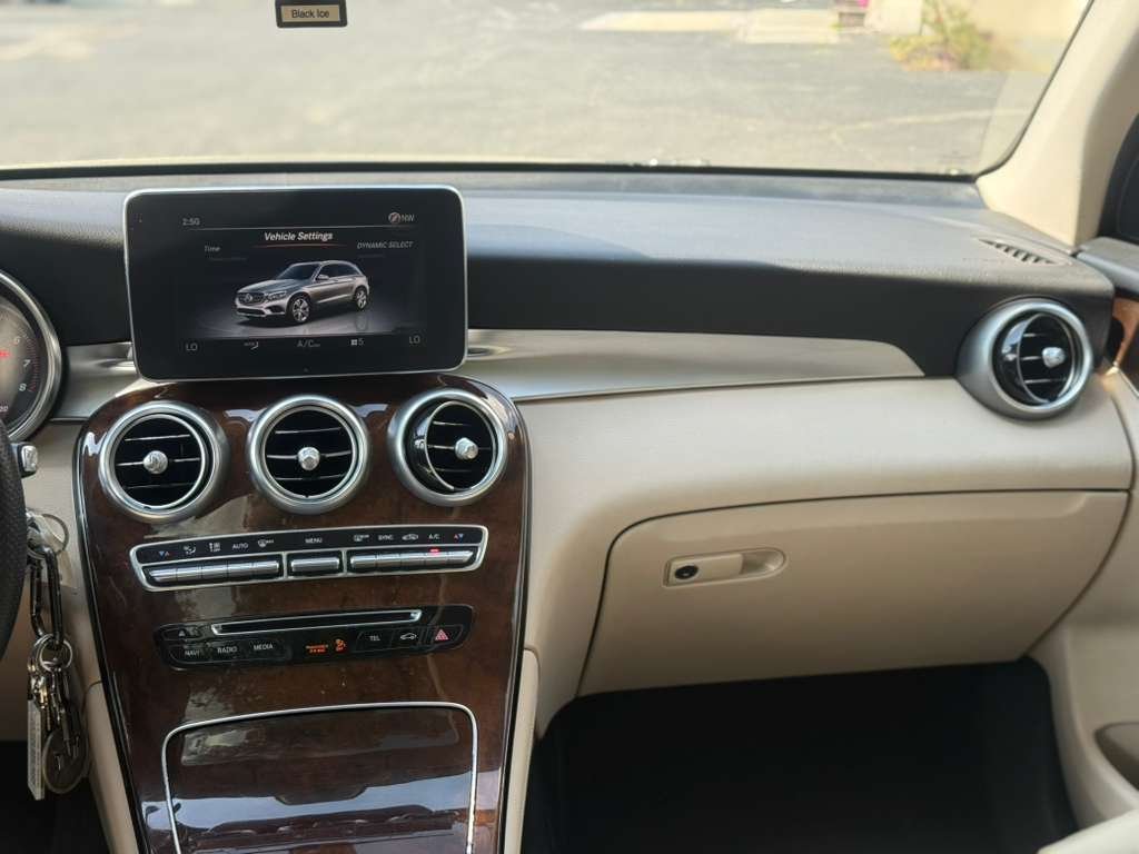 2017 Mercedes-Benz GLC GLC300 - Photo 47