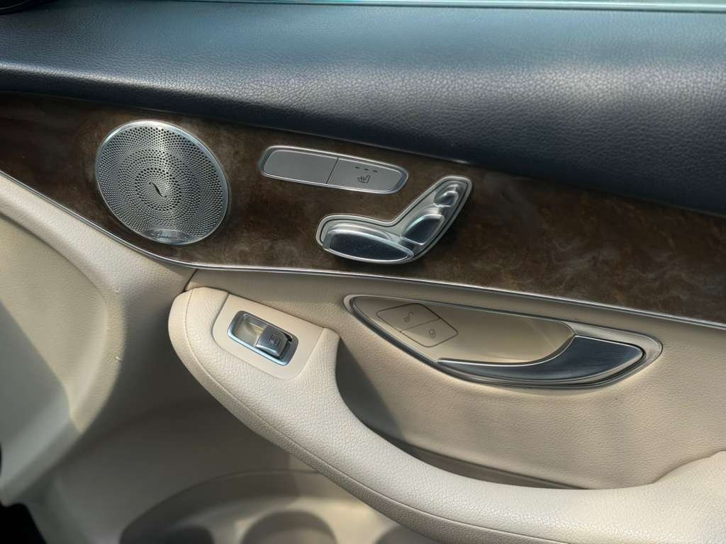2017 Mercedes-Benz GLC GLC300 - Photo 41