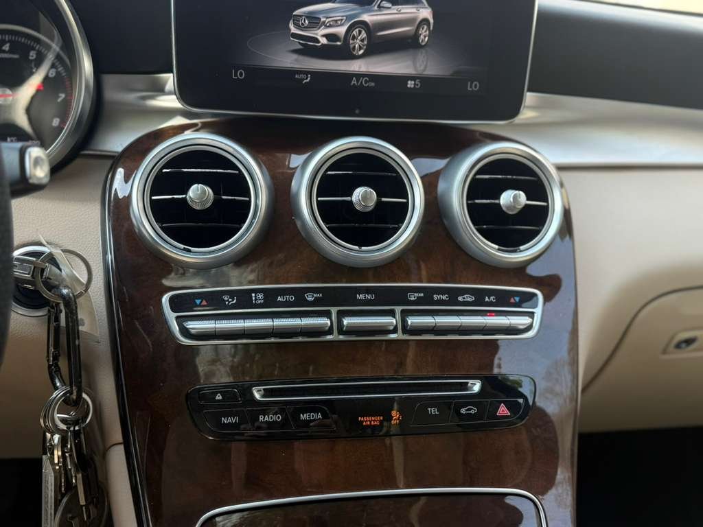 2017 Mercedes-Benz GLC GLC300 - Photo 49