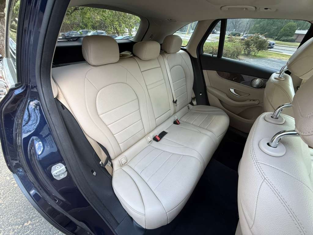 2017 Mercedes-Benz GLC GLC300 - Photo 37