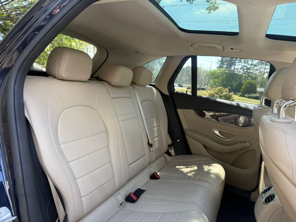 2017 Mercedes-Benz GLC GLC300 - Photo 38