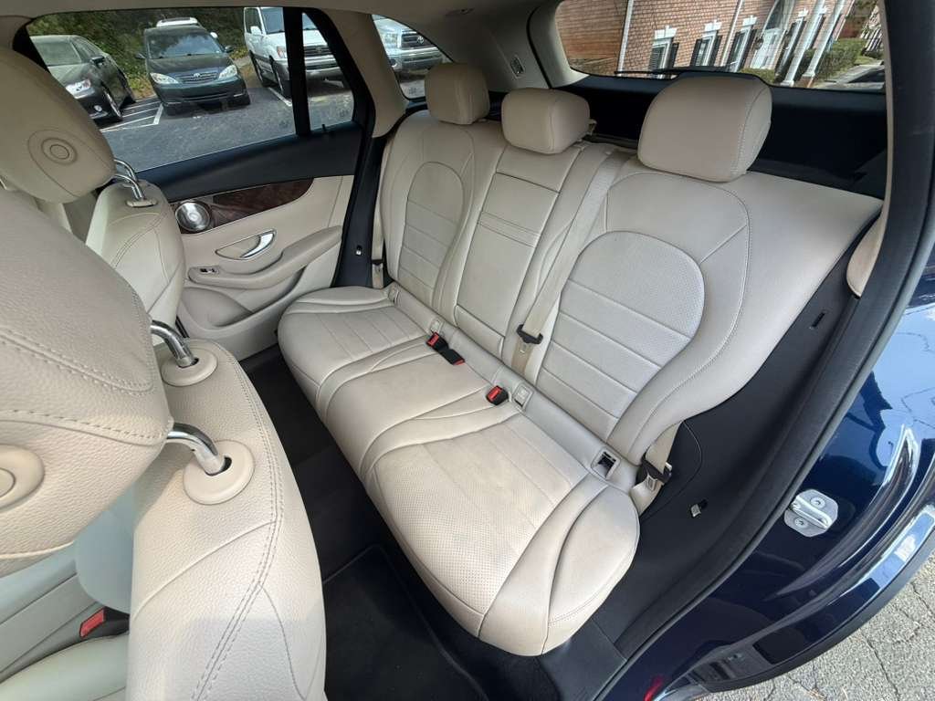 2017 Mercedes-Benz GLC GLC300 - Photo 27