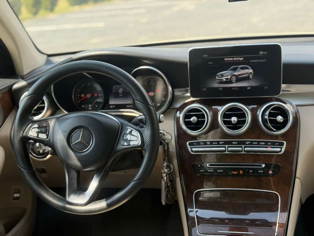 2017 Mercedes-Benz GLC GLC300 - Photo 46