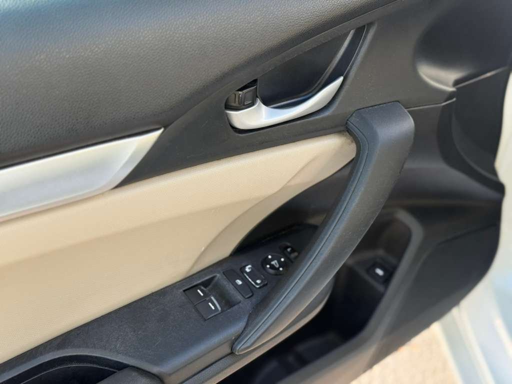 2017 Honda Civic LX-P - Photo 14