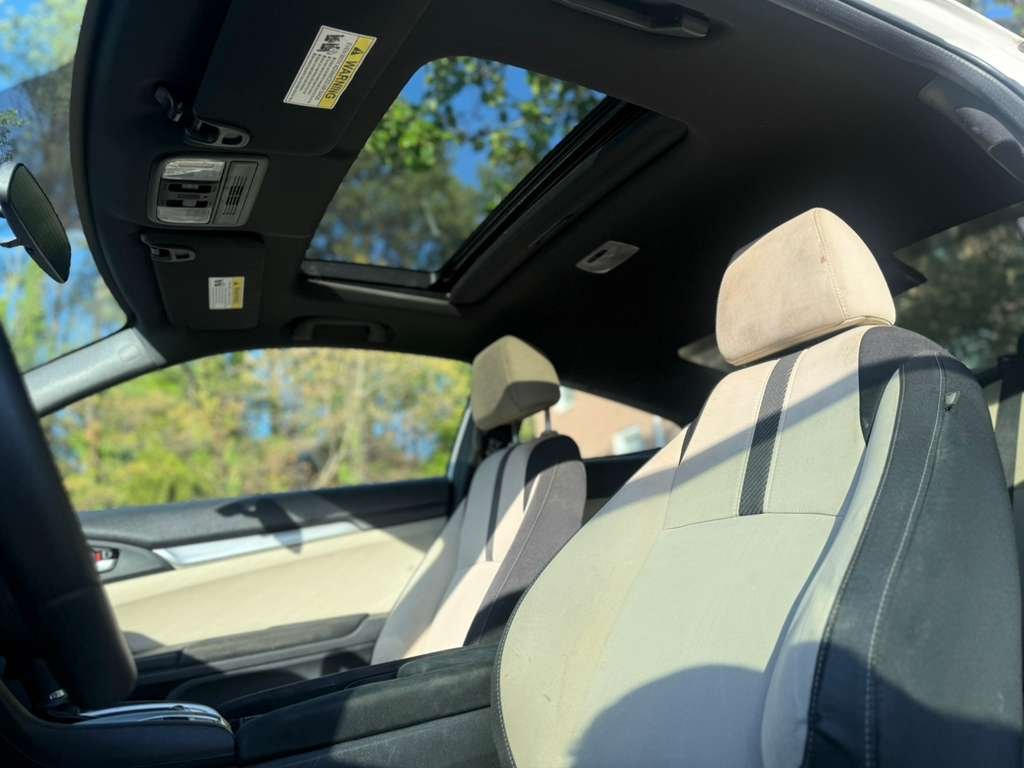 2017 Honda Civic LX-P - Photo 18