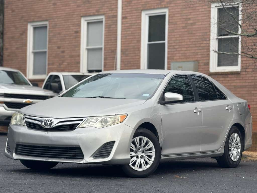 2014 Toyota Camry LE