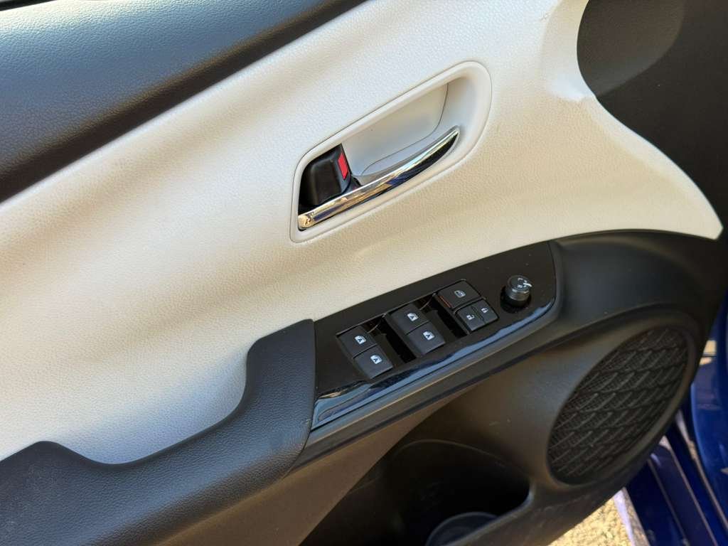 2016 Toyota Prius Four - Photo 14