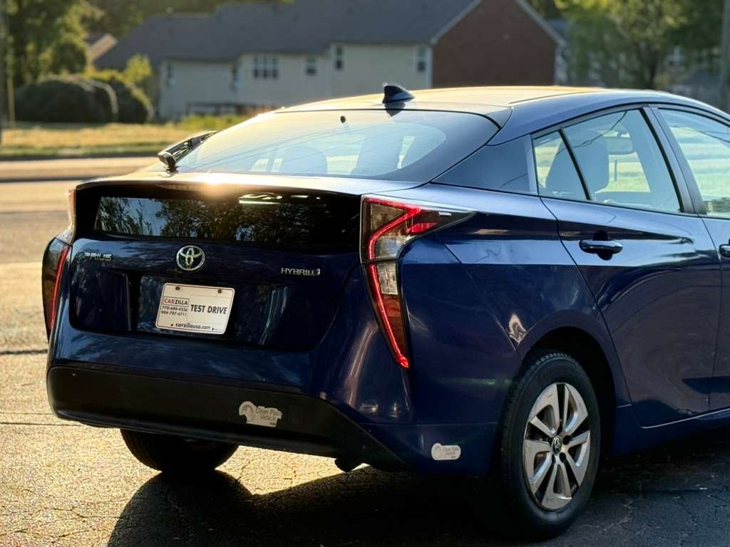 2016 Toyota Prius Four - Photo 6