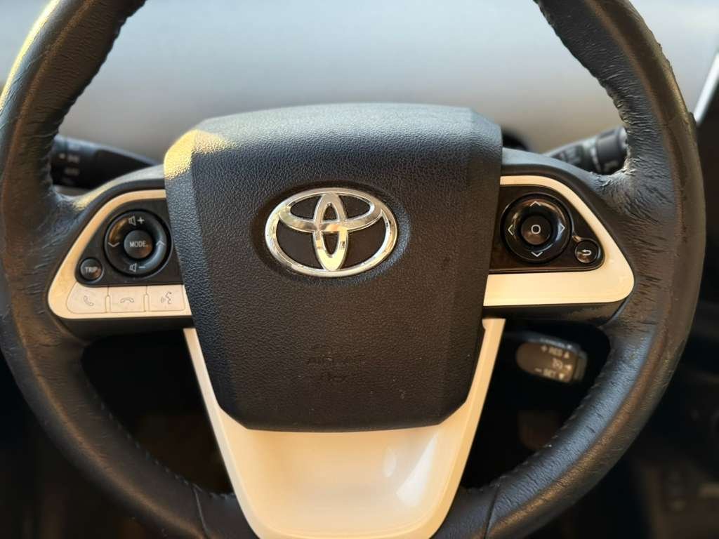 2016 Toyota Prius Four - Photo 32