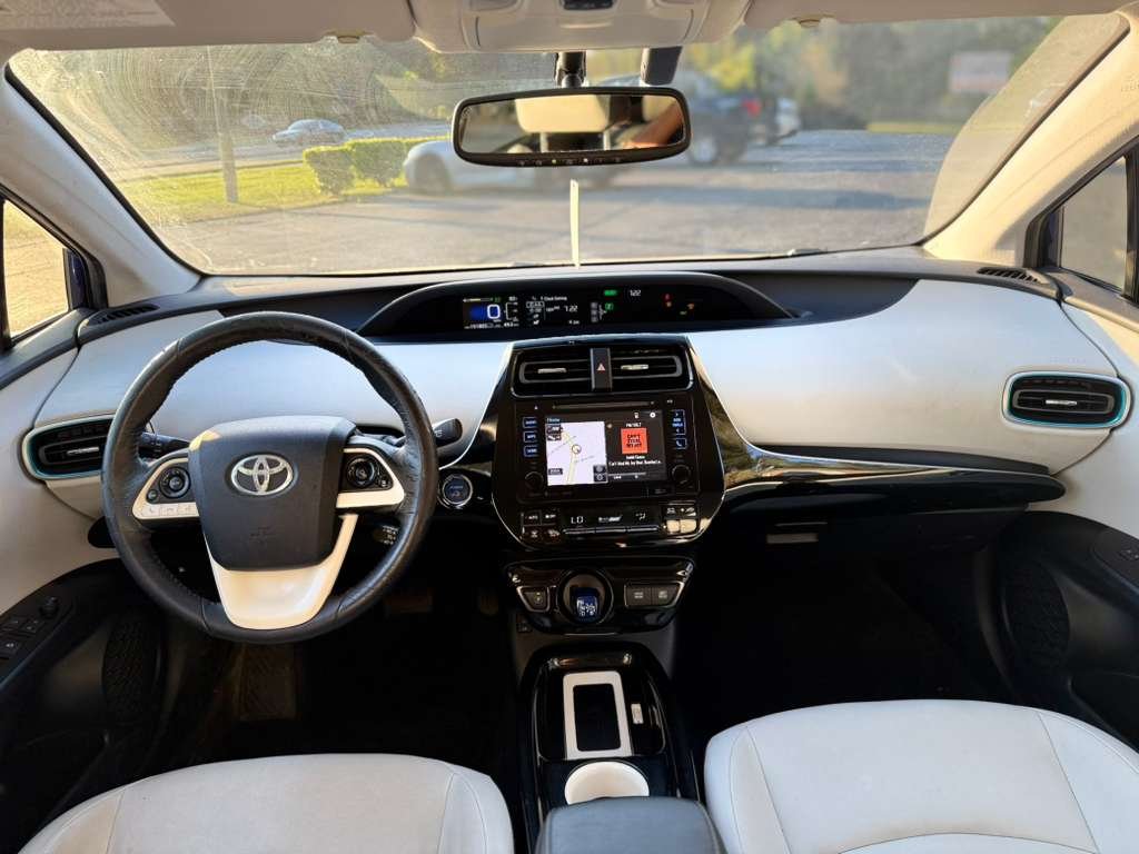 2016 Toyota Prius Four - Photo 44