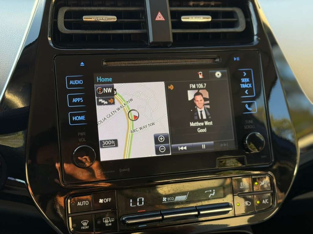 2016 Toyota Prius Four - Photo 36
